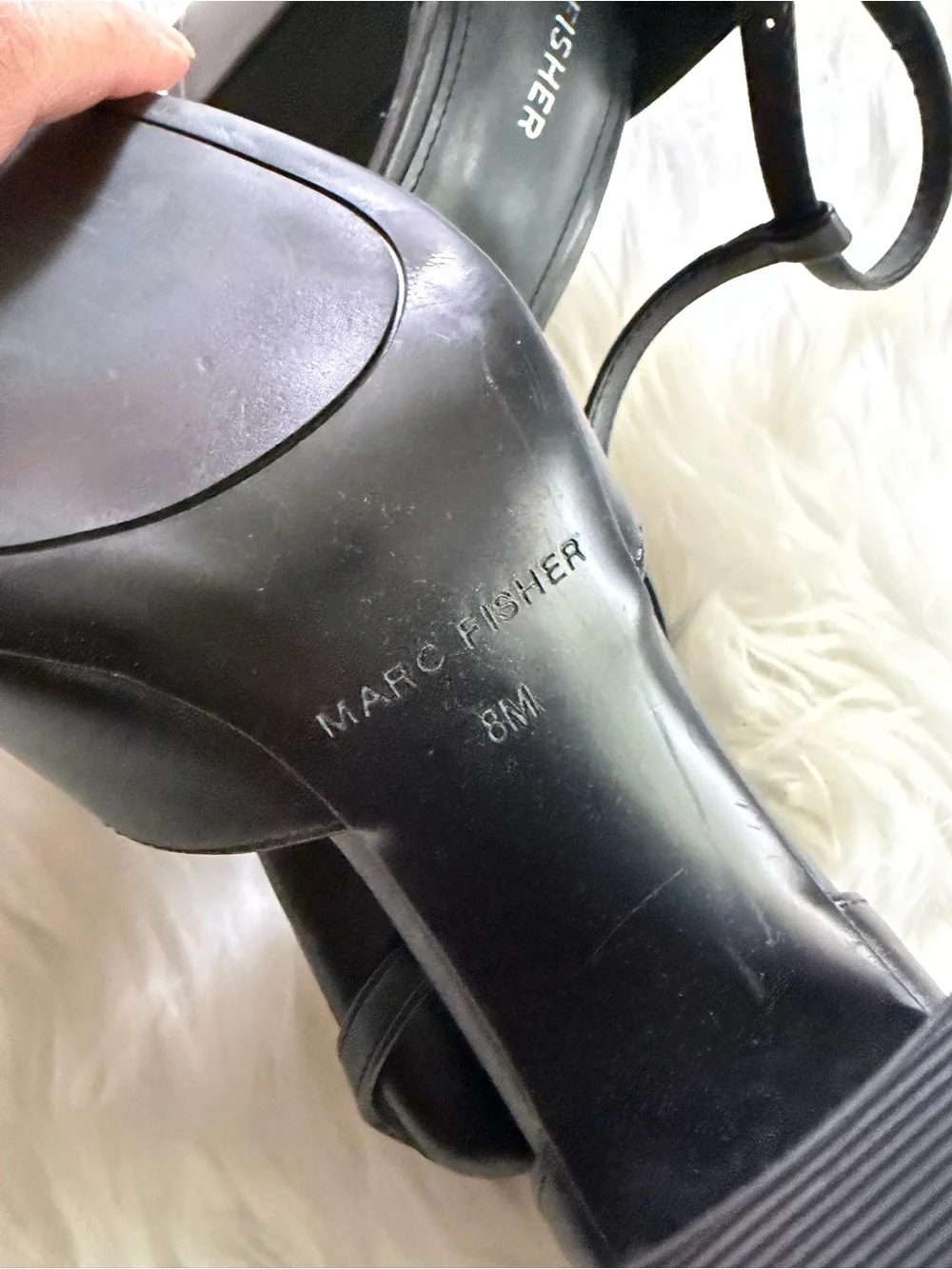 Marc Fisher Black T-Strap Leather Heels -Size 8 -New - Picture 2 of 5